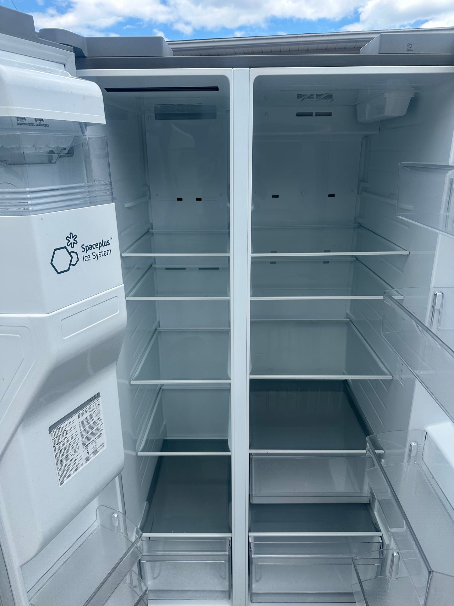 LG 27 Cu Ft Full Size Stainless Steel Fridge and Freezer