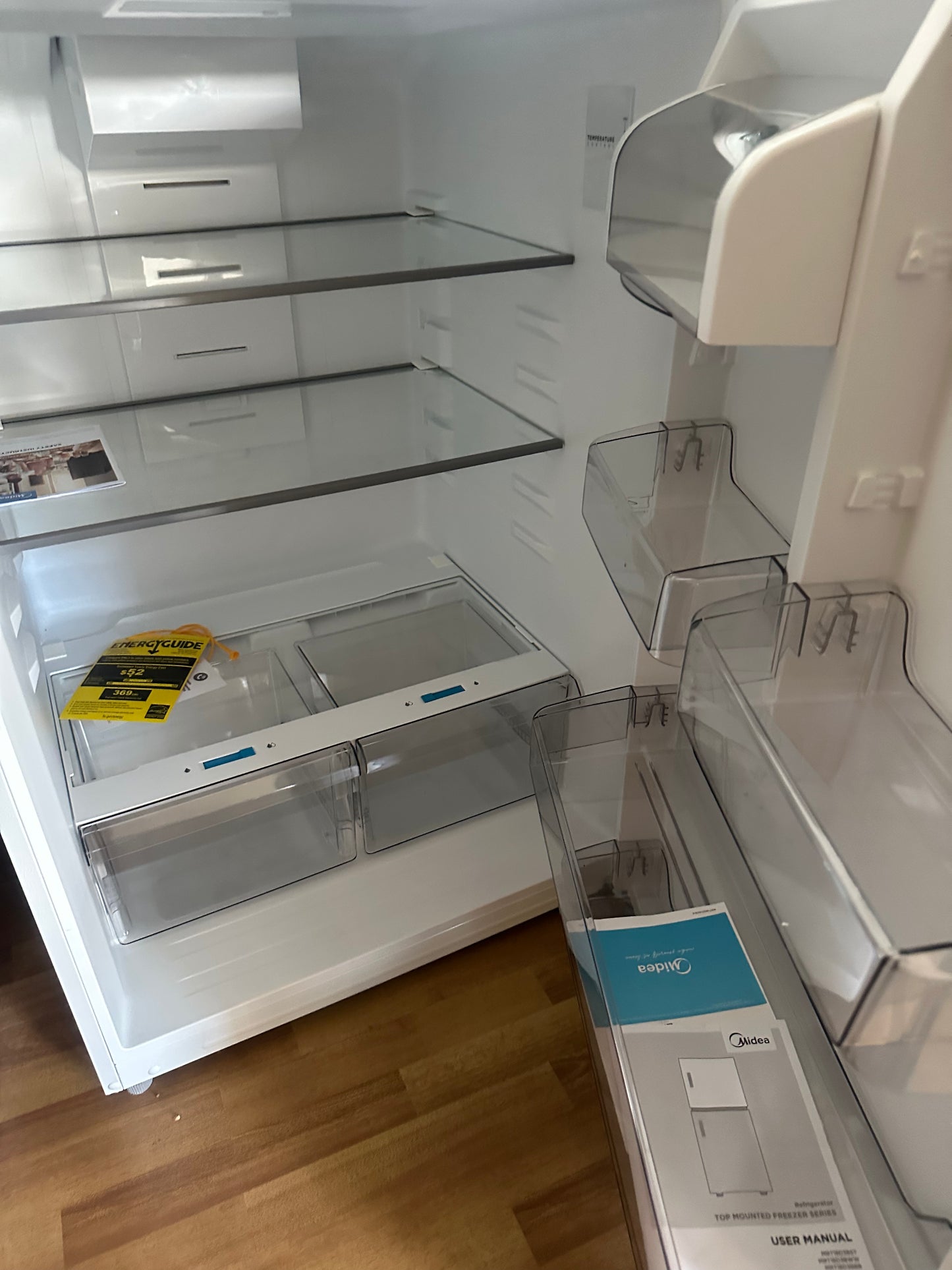 Midea 18.1 cu ft Garage Ready Full Size Fridge and Freezer (White) Energy Star