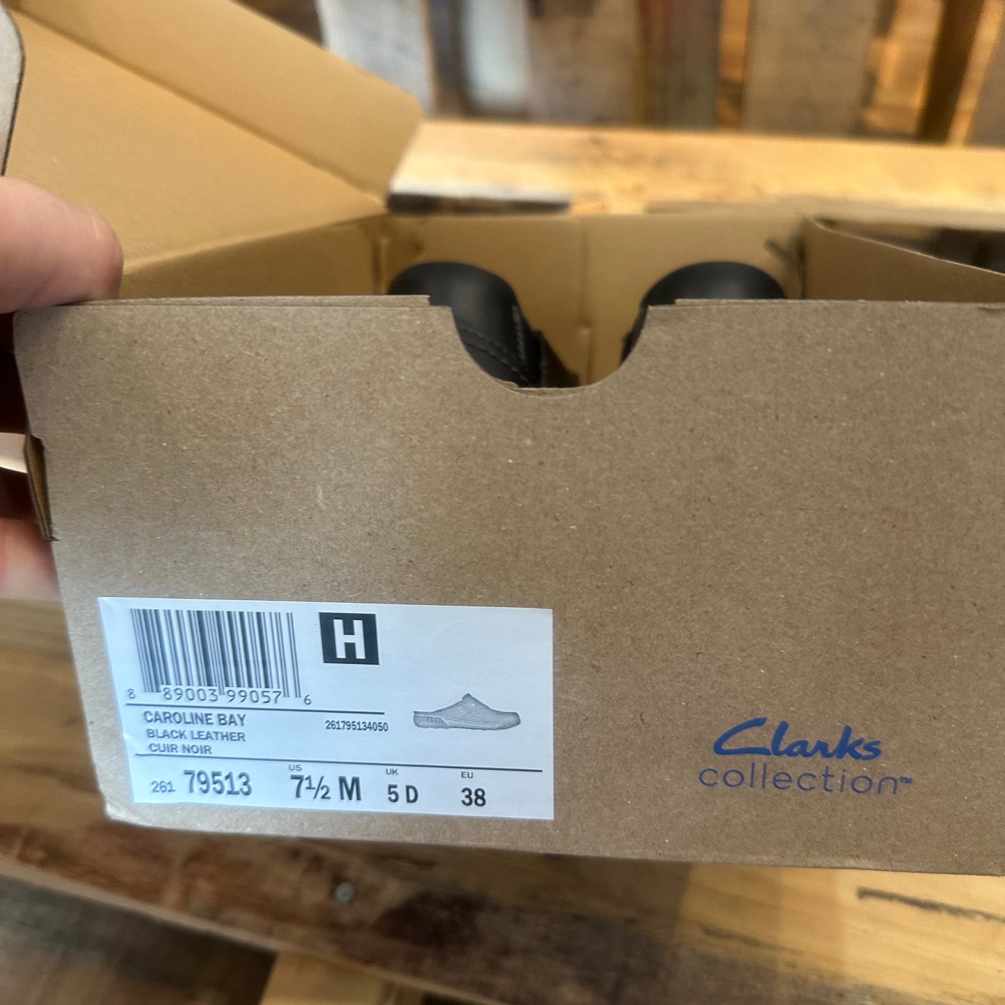 Clarks® Caroline Bay Women's Leather Slip-On Shoes