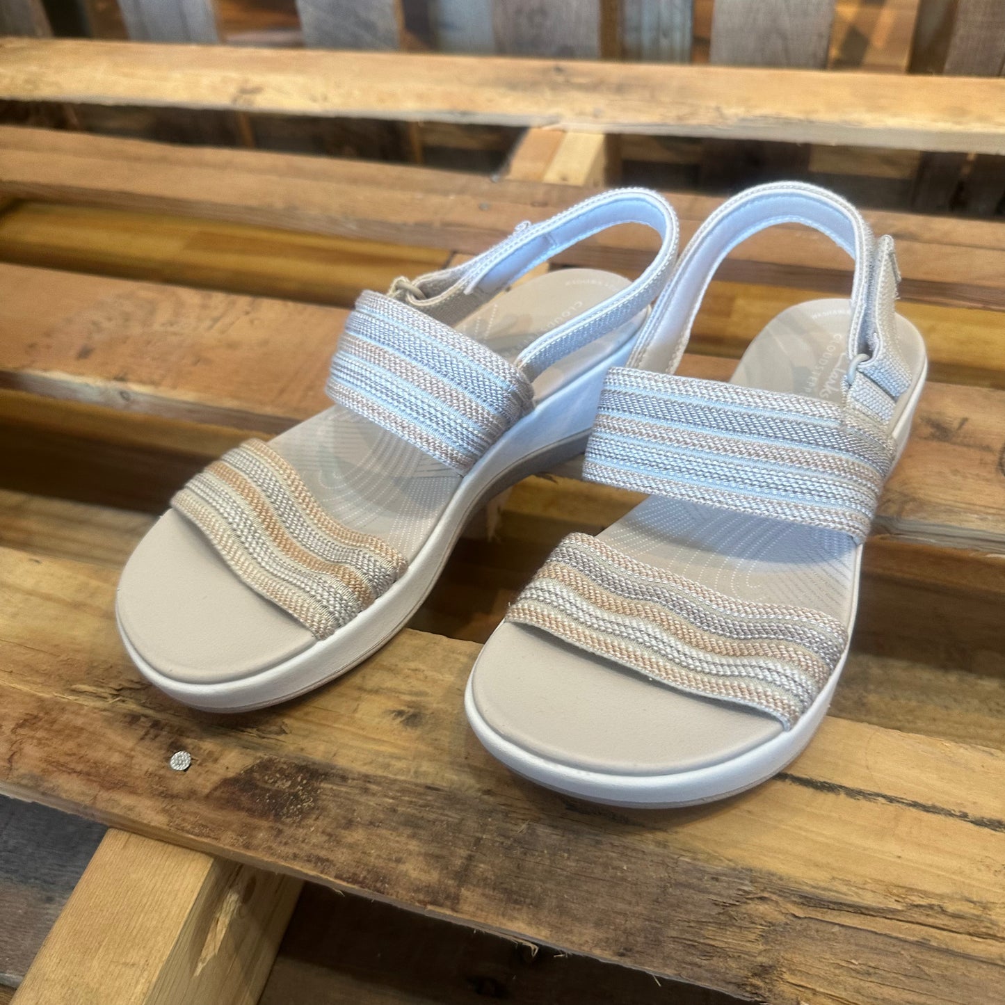Clarks Cloudsteppers Arla Stroll Wedge Sandal
