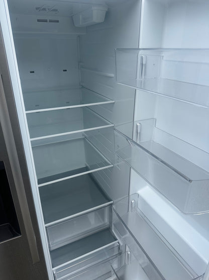 LG 27 Cu Ft Full Size Stainless Steel Fridge and Freezer
