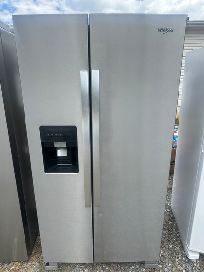 Whirlpool 24.6 cu ft Side by Side Full Size Fridge and Freezer with Ice Maker Finget Print Resistant
