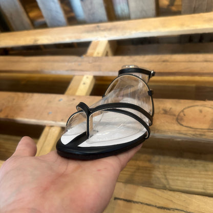 journee serissa sandal